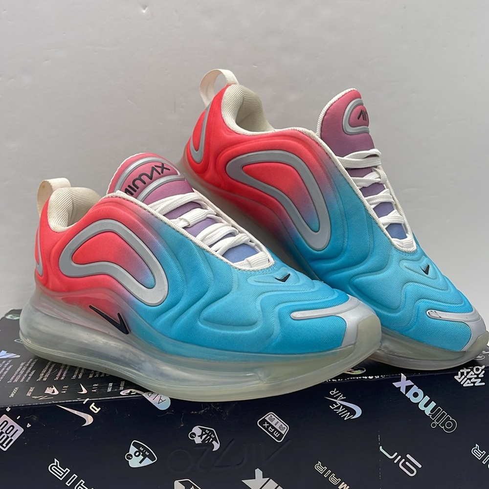 Nike WMNS Air Max 720 Blue and Pink Sneakers Air Max 720 'Pink Sea' - Picture 5 of 16